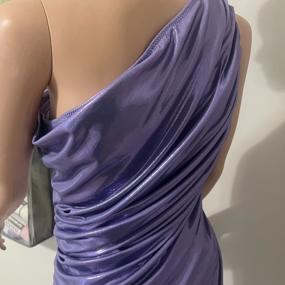 Elegant Purple Norma Kamali one shoulder dress. Size L - Picture 6 of 7